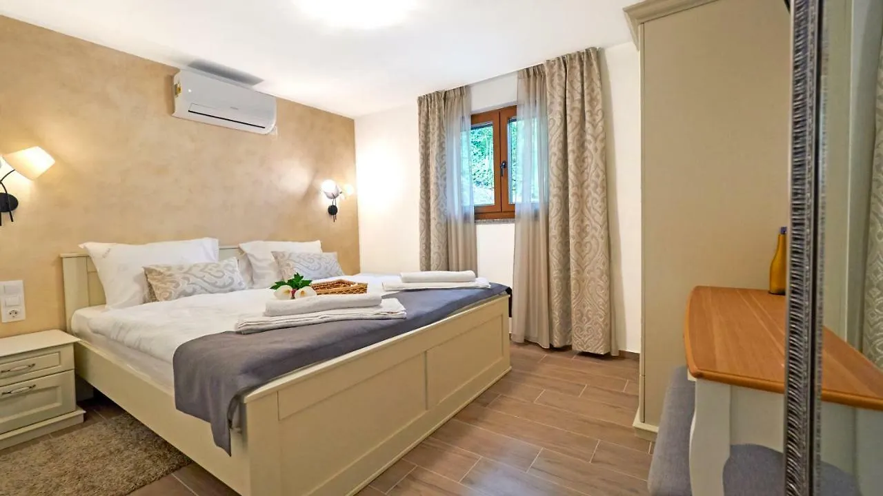 בית נופש בוזט Casa Valla By Rent Istria